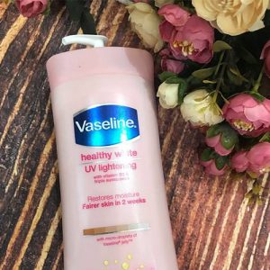 Sữa dưỡng thể Vaseline Intensive Rescue Repairing Moisture Lotion